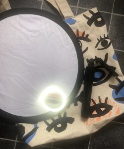 Selfie bag with tripod and light ring