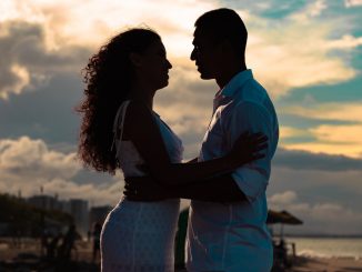When is the right time to start dating again