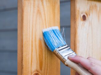 apply blue brush carpentry