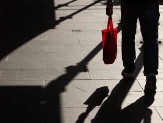 3 Simple Life Changes that Will Allow You to Burn Fat Fast - anonymous man walking along sidewalk