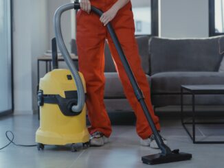 man people woman building - tenancy cleaning