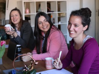 4 Serious Health Issues That Affect People in Their 40s -three women smiling