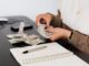Most Googled questions about your Side Hustle person counting cash money