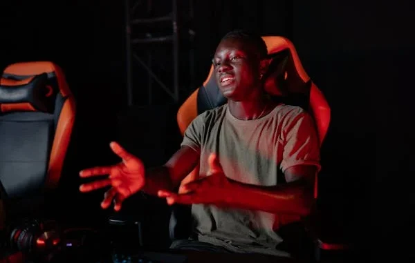How to Choose the Right Gaming Chair: A Fun and Relatable Guide