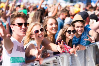 festival tips