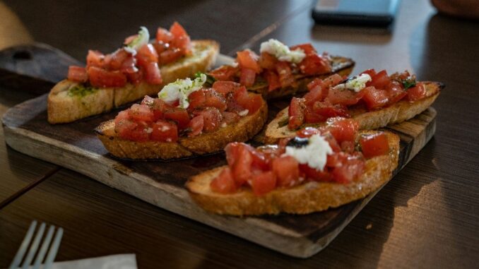 Travel expert reveals 5 popular menu items locals actually avoid