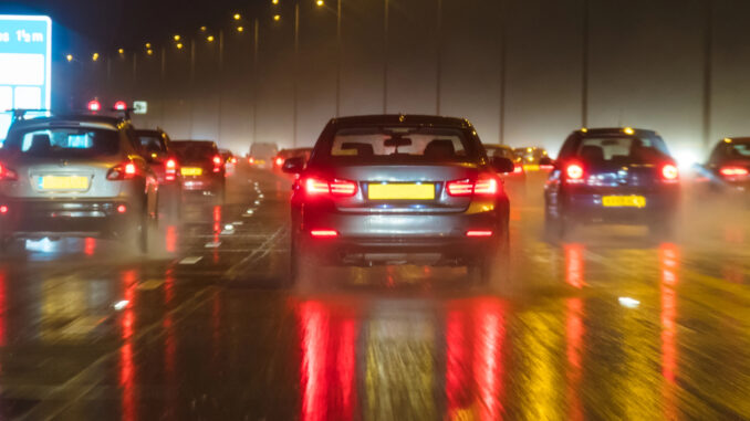 Nearly half of drivers say darker evenings affect their driving confidence
