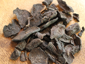 The Chinese Herb Going Viral for Hair Loss — But Does It Actually Work?