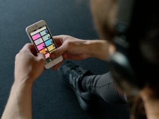 The Perfect Playlist for Every Part of Your Day — According to a Music Expert