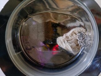 The 30-Second 'Hand Test' Every Washing Machine Owner Should Know About