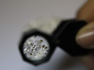The fake diamond warning signs a jewellery expert says most people completely miss