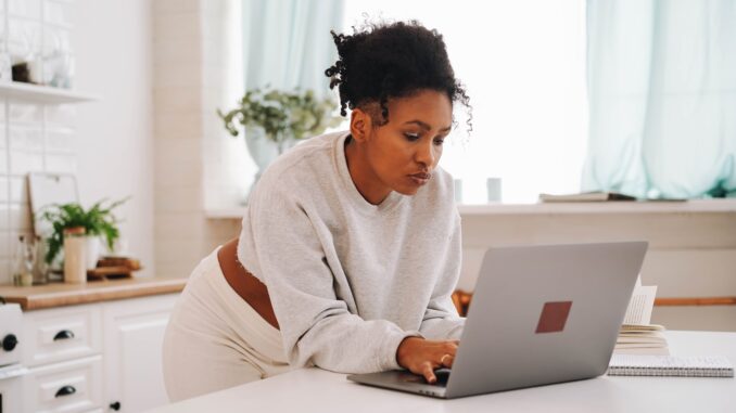5 Digital Skills You Can Learn This Weekend to Start a Side Hustle in 2026