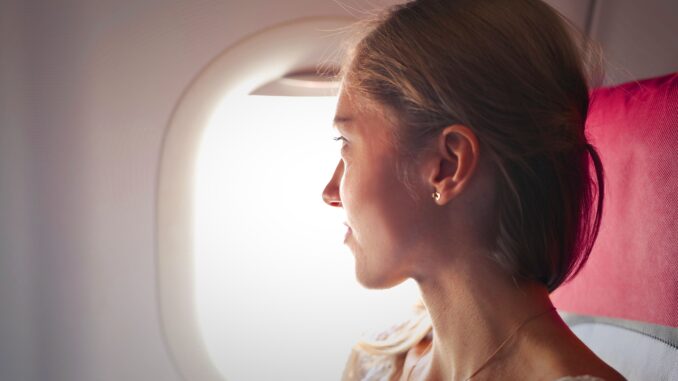 Everyone is doing their skincare on planes — but experts say you really shouldn't