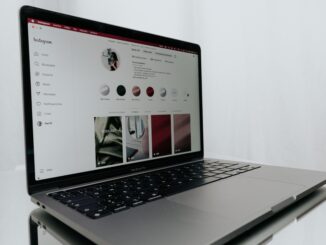 The Pinterest That Pays Series: Everything You Need to Turn Pinterest Into a Traffic and Income Machine