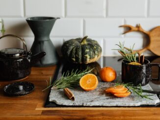 10 Easy Simmer Pot Recipes That Will Make Your Entire Home Smell Like a Luxury Boutique