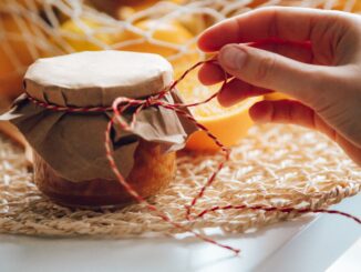 How to Make DIY Dried Simmer Pot Jars: The Ultimate Thoughtful, Low-Cost Christmas Gift