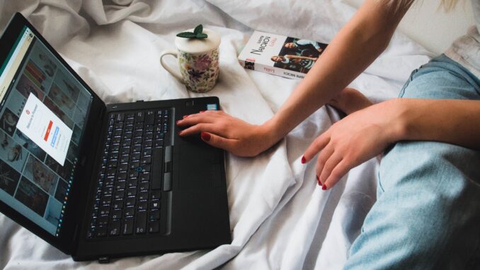 How to Write Pinterest Titles & Descriptions That Drive Clicks