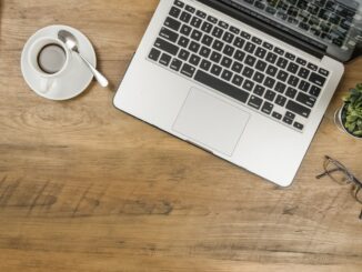 The Ultimate Christmas Gift Guide Strategy: How to Turn Holiday Shoppers Into Blog Revenue