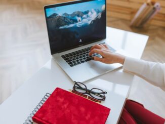 Threads vs. X (Twitter) & LinkedIn: Where Should Your Business Spend Its Time