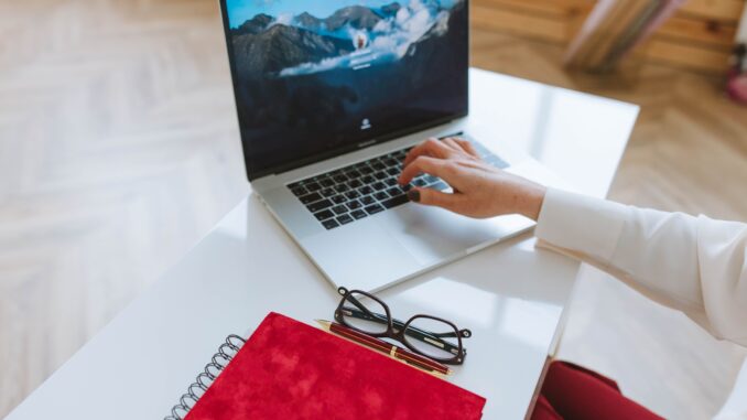 Threads vs. X (Twitter) & LinkedIn: Where Should Your Business Spend Its Time